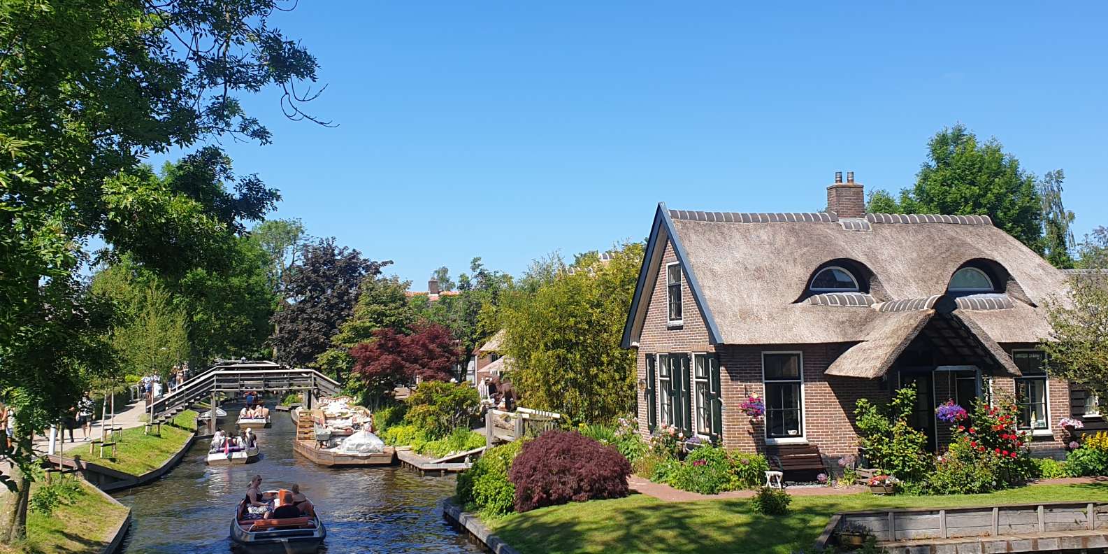 What to do in Giethoorn
