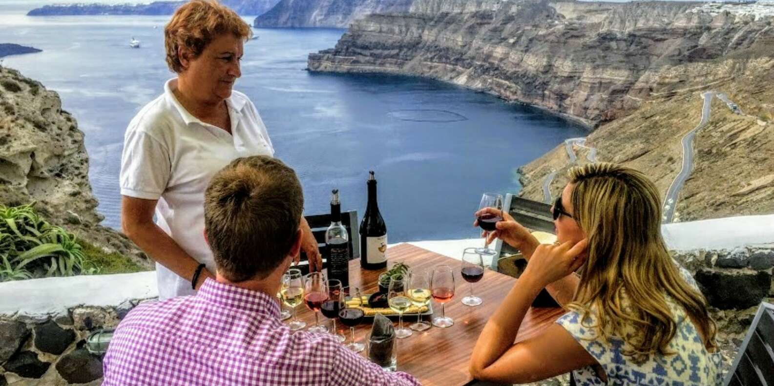 best things to do in Fira