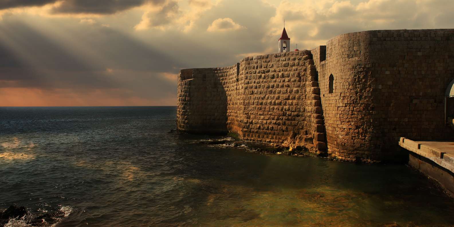 things to do in Akko