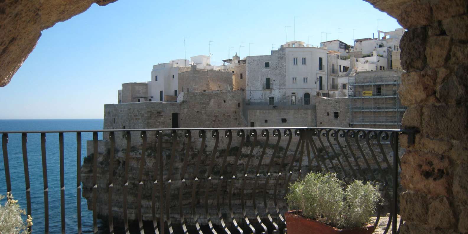 things to do in Polignano a Mare